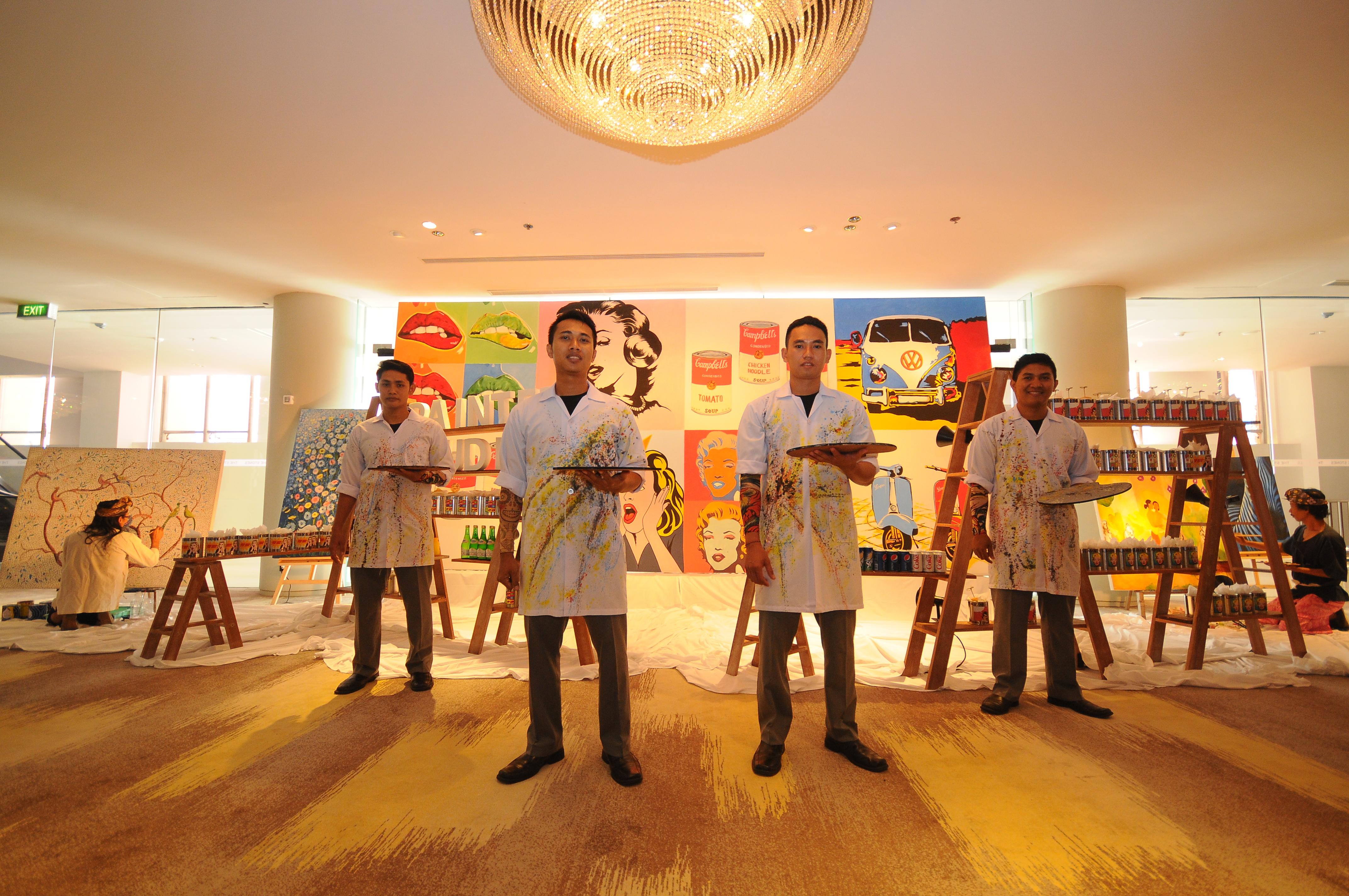 The Stones Hotel - Legian Bali, Autograph Collection Kuta Lombok Zewnętrze zdjęcie Artists at work at the Shangri-La Hotel, Kuala Lumpur